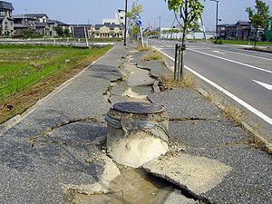 Content 300px chuetsu earthquake earthquake liquefaction1